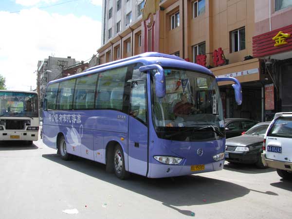 深圳租大巴-你走過的路，每一步都算數